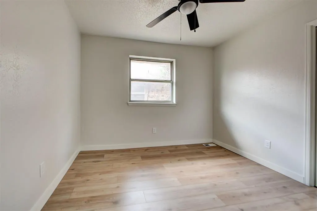 Photo 39 — 11209 Bel Air Place, Oklahoma City, OK 73120