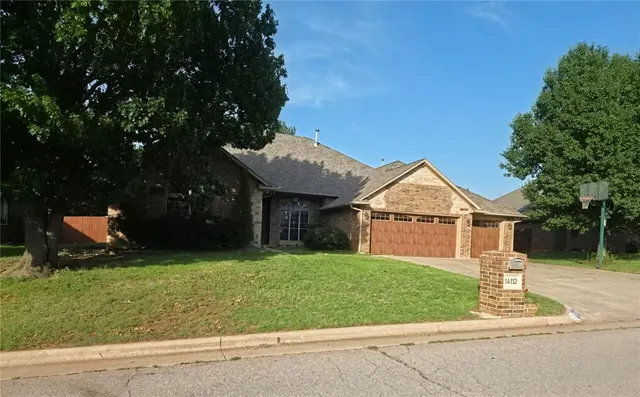 Front exterior — 14112 Kiowa Drive, Edmond, OK 73013