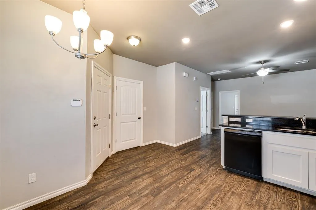 Photo 15 — 920 SW 91st Street, Oklahoma City, OK 73139