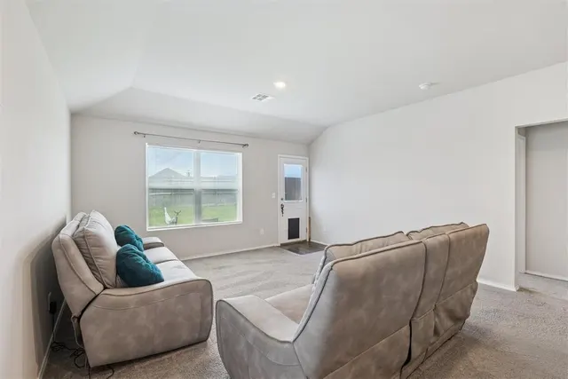 Photo 5 — 11848 Kameron Way, Yukon, OK 73099