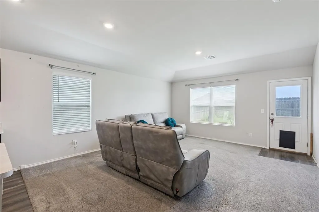 Photo 6 — 11848 Kameron Way, Yukon, OK 73099