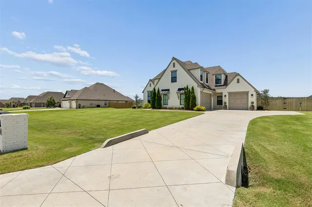Photo 3 — 16704 S 2 Avenue, Glenpool, OK 74033