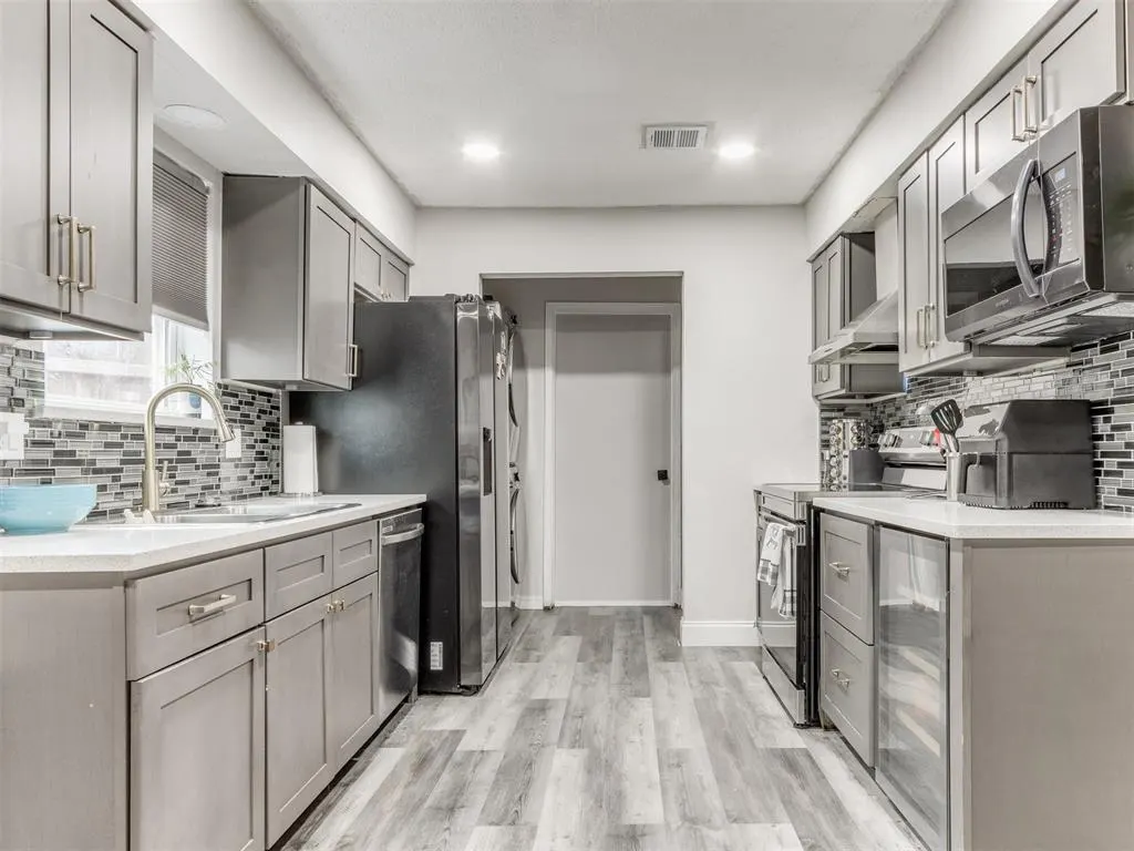 Photo 4 — 5021 Union Circle, Del City, OK 73135