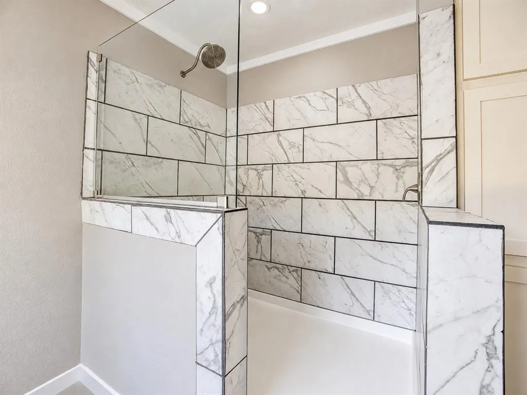 Photo 13 — 624 SE 2nd Avenue, Ardmore, OK 73401
