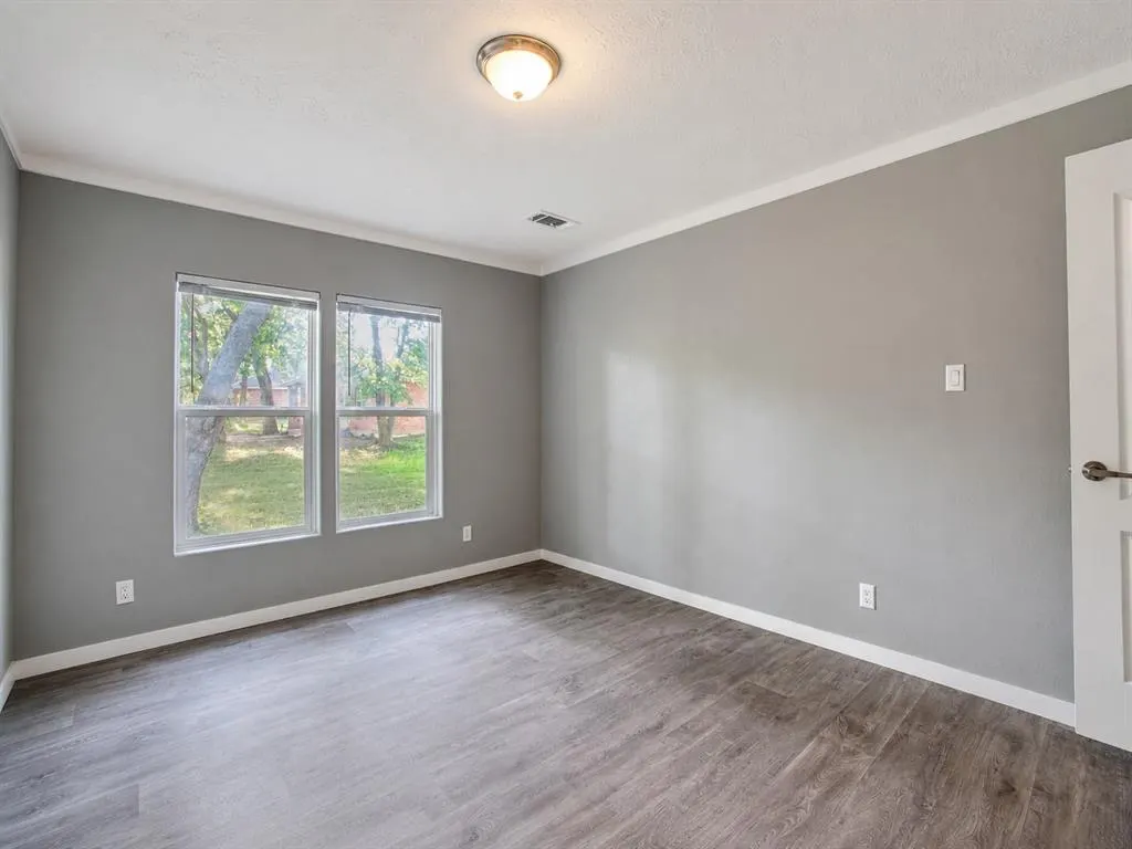 Photo 27 — 624 SE 2nd Avenue, Ardmore, OK 73401