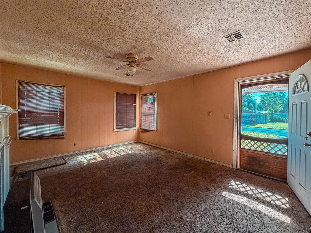 Photo 5 — 622 S 14th Street, Chickasha, OK 73018