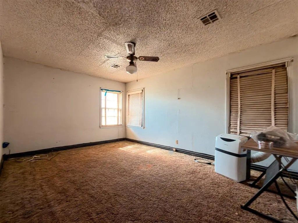 Photo 6 — 622 S 14th Street, Chickasha, OK 73018