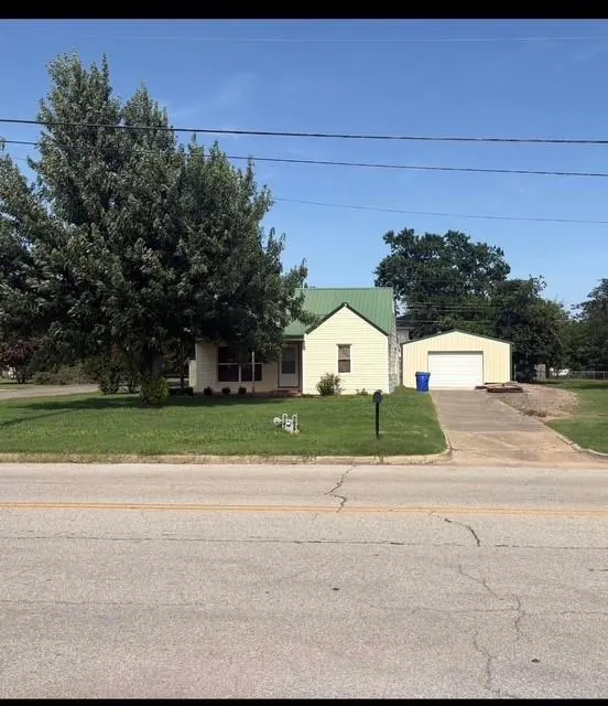 Front exterior — 625 N Findlay, Norman, OK 73071