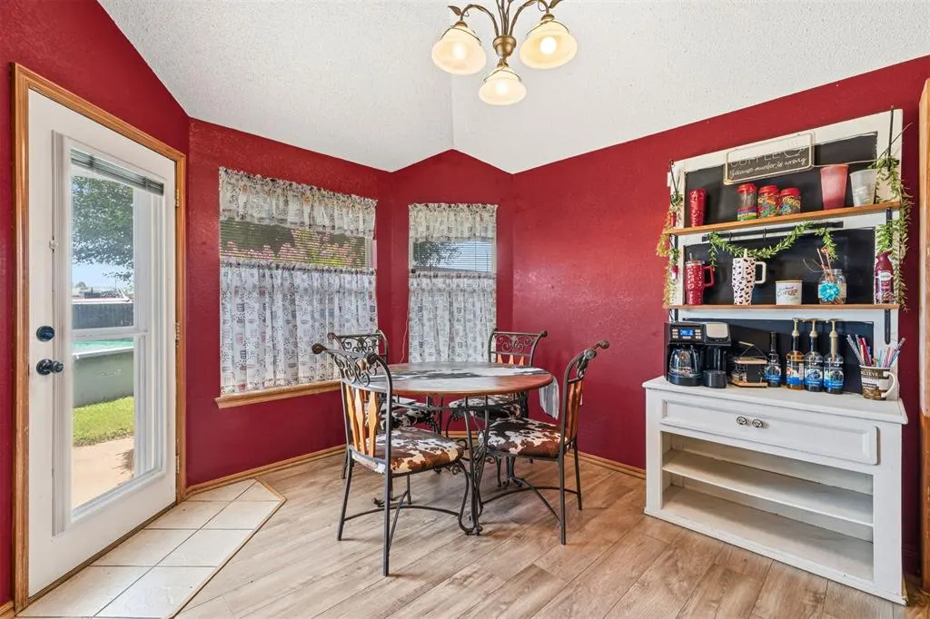 Photo 13 — 9036 Buttonwood Avenue, Oklahoma City, OK 73160