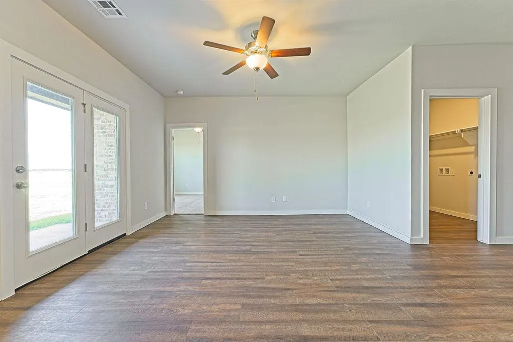 Photo 8 — 1710 Oak Way, Tuttle, OK 73089
