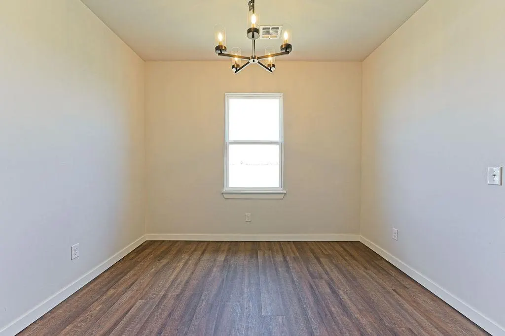 Photo 9 — 1710 Oak Way, Tuttle, OK 73089