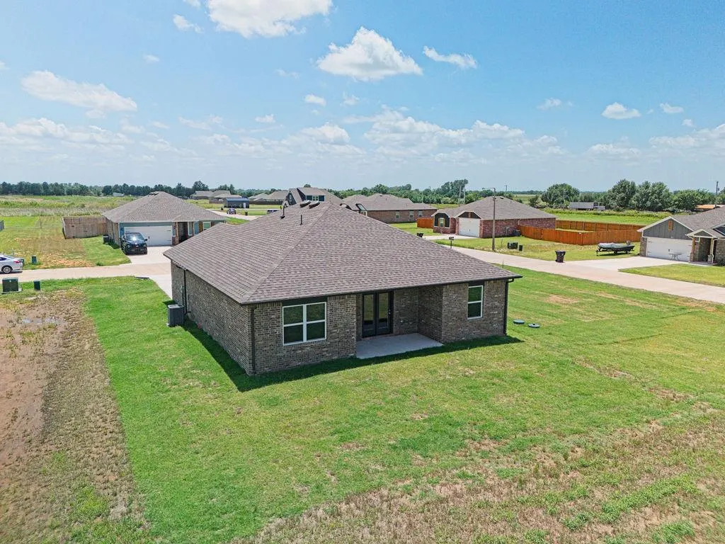 Photo 38 — 1710 Oak Way, Tuttle, OK 73089