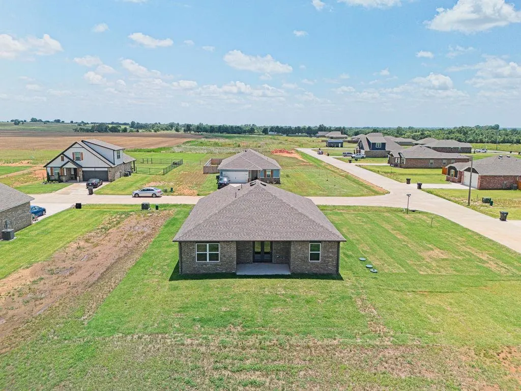 Photo 39 — 1710 Oak Way, Tuttle, OK 73089