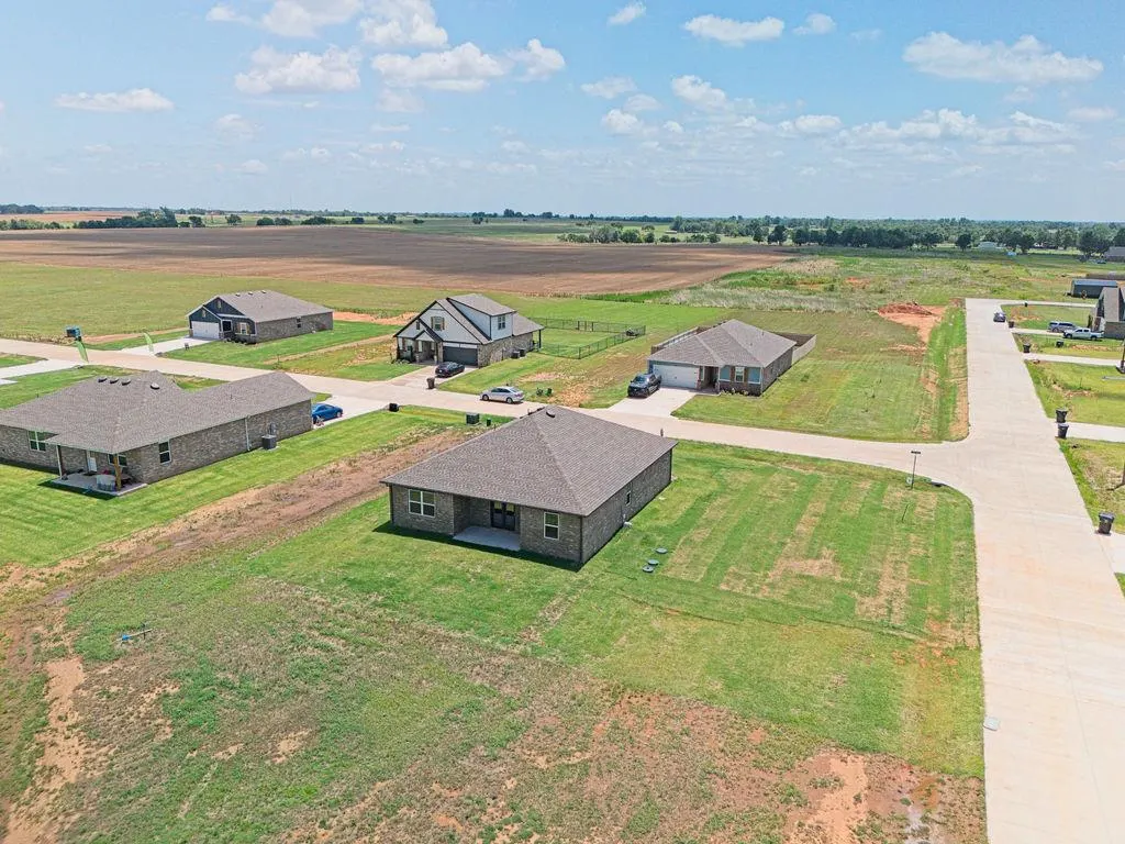 Photo 40 — 1710 Oak Way, Tuttle, OK 73089