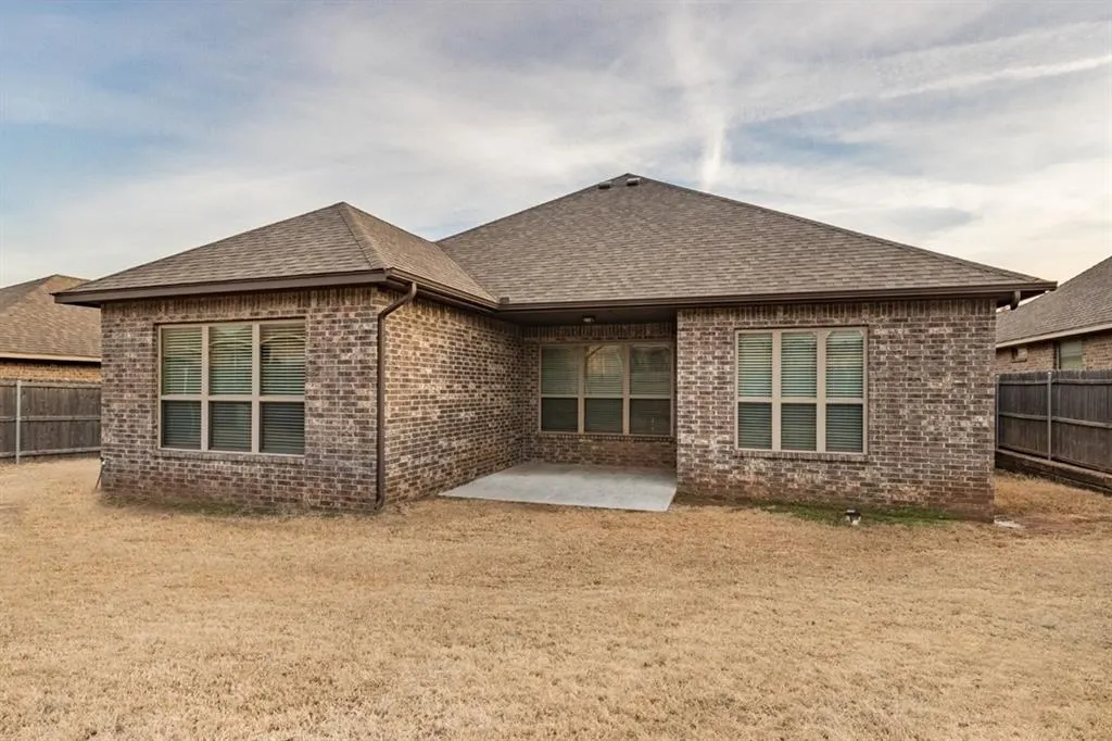 Photo 14 — 12709 NW 5th Street, Yukon, OK 73099