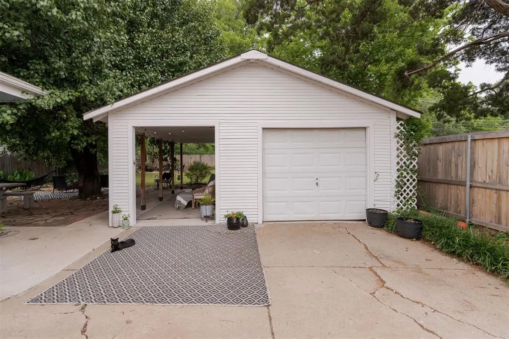 Photo 34 — 1619 NW 32nd Street, Oklahoma City, OK 73118