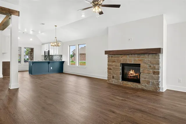 Photo 6 — 824 Parsons Drive, Yukon, OK 73099