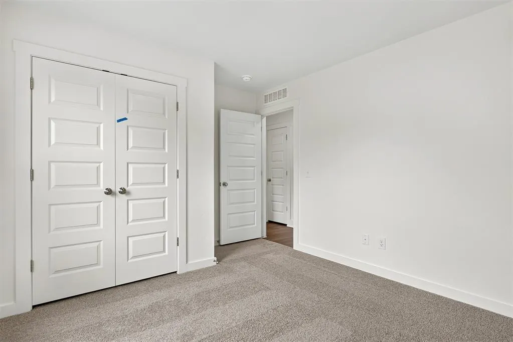 Photo 18 — 824 Parsons Drive, Yukon, OK 73099