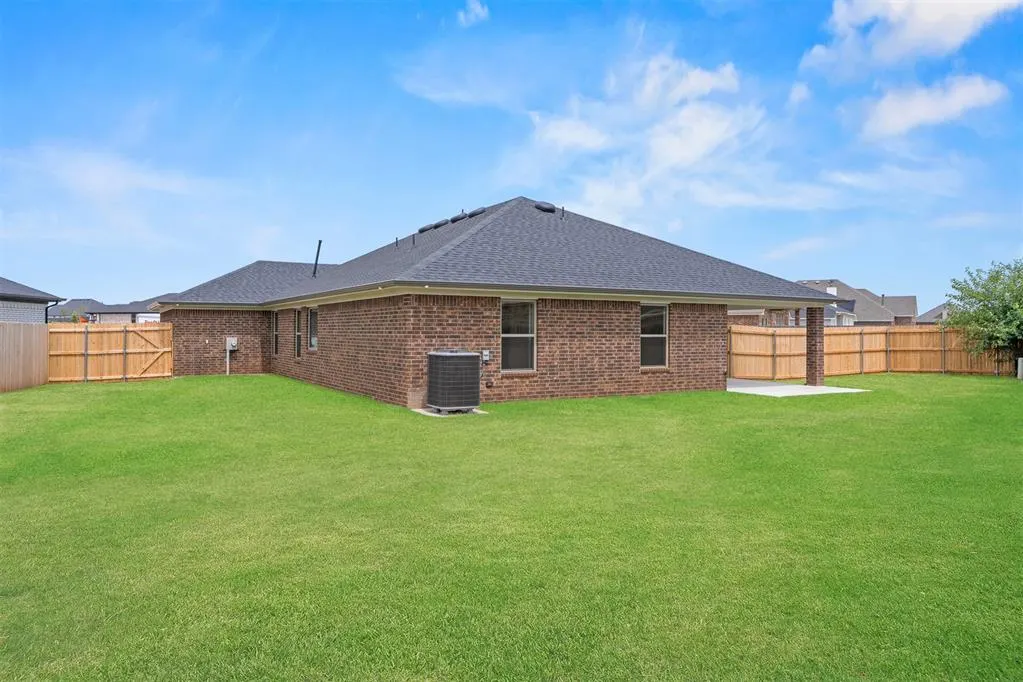 Photo 28 — 824 Parsons Drive, Yukon, OK 73099