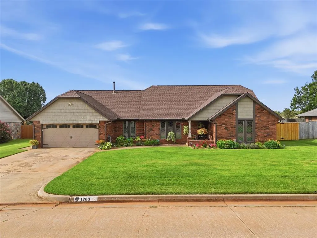 Front exterior — 1203 Francis Lane, Kingfisher, OK 73750