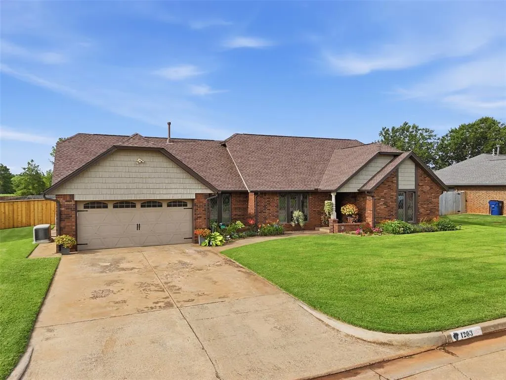Photo 3 — 1203 Francis Lane, Kingfisher, OK 73750