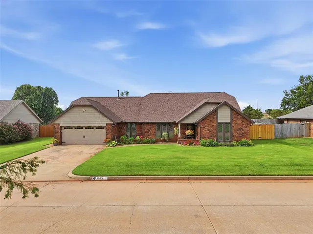 Photo 5 — 1203 Francis Lane, Kingfisher, OK 73750