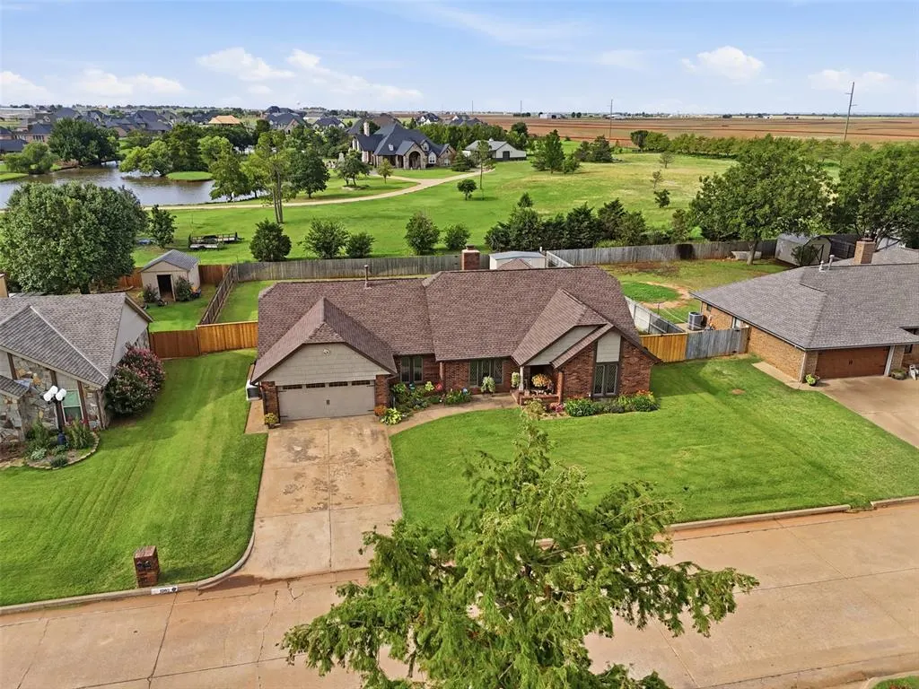 Photo 8 — 1203 Francis Lane, Kingfisher, OK 73750