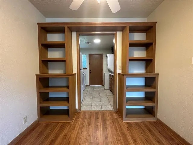 Photo 4 — 2023 Delaware Lane, Norman, OK 73071
