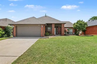 Sold home at 725 Westview Drive