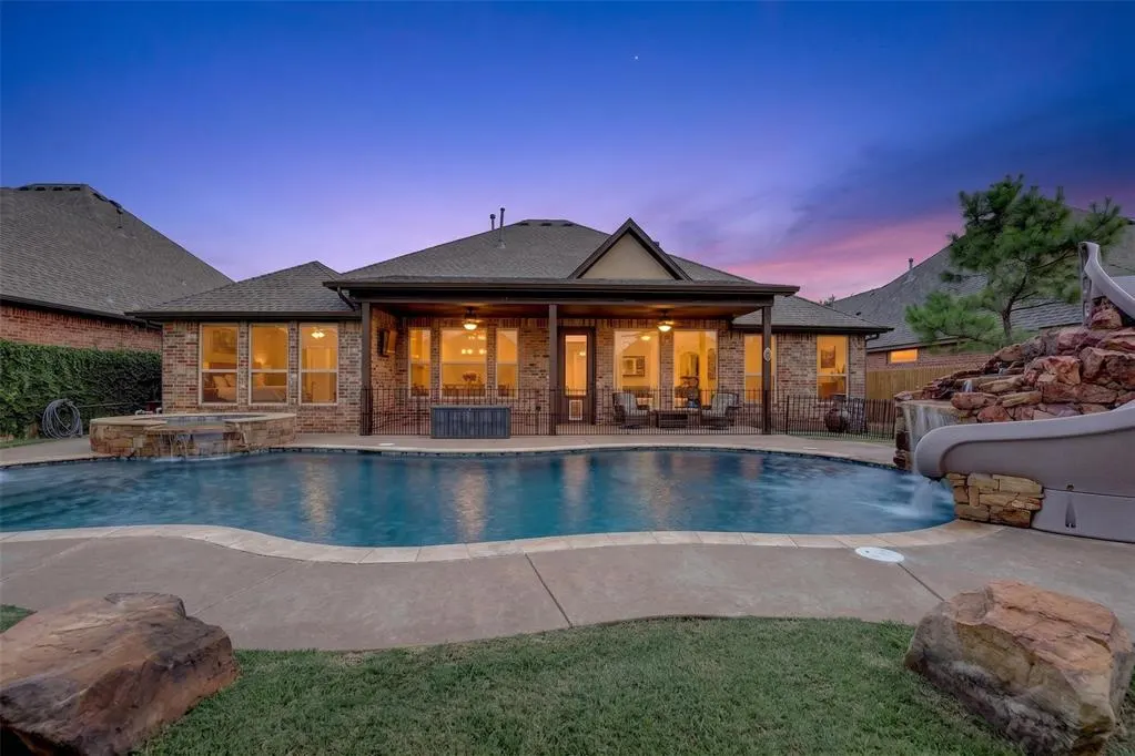 Photo 4 — 9021 NW 148th Place, Yukon, OK 73099