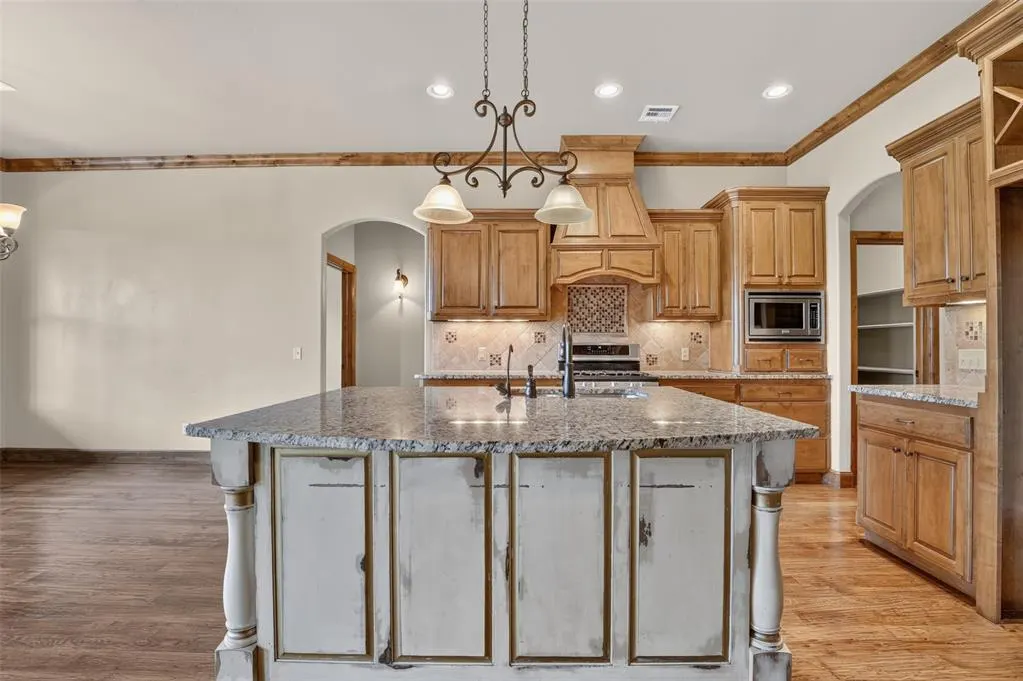 Photo 18 — 9021 NW 148th Place, Yukon, OK 73099