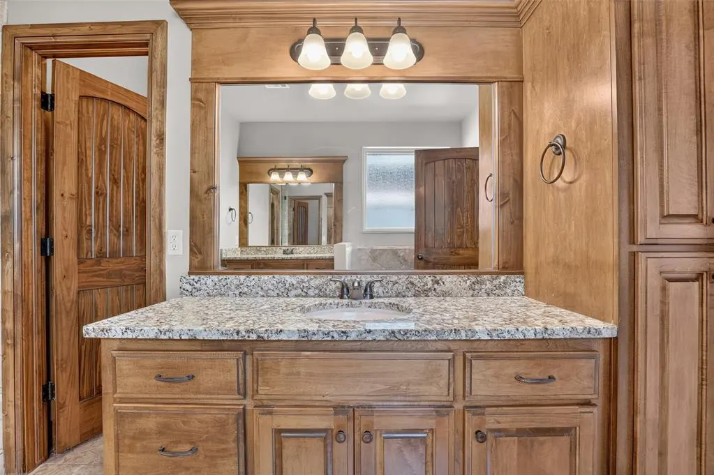 Photo 30 — 9021 NW 148th Place, Yukon, OK 73099