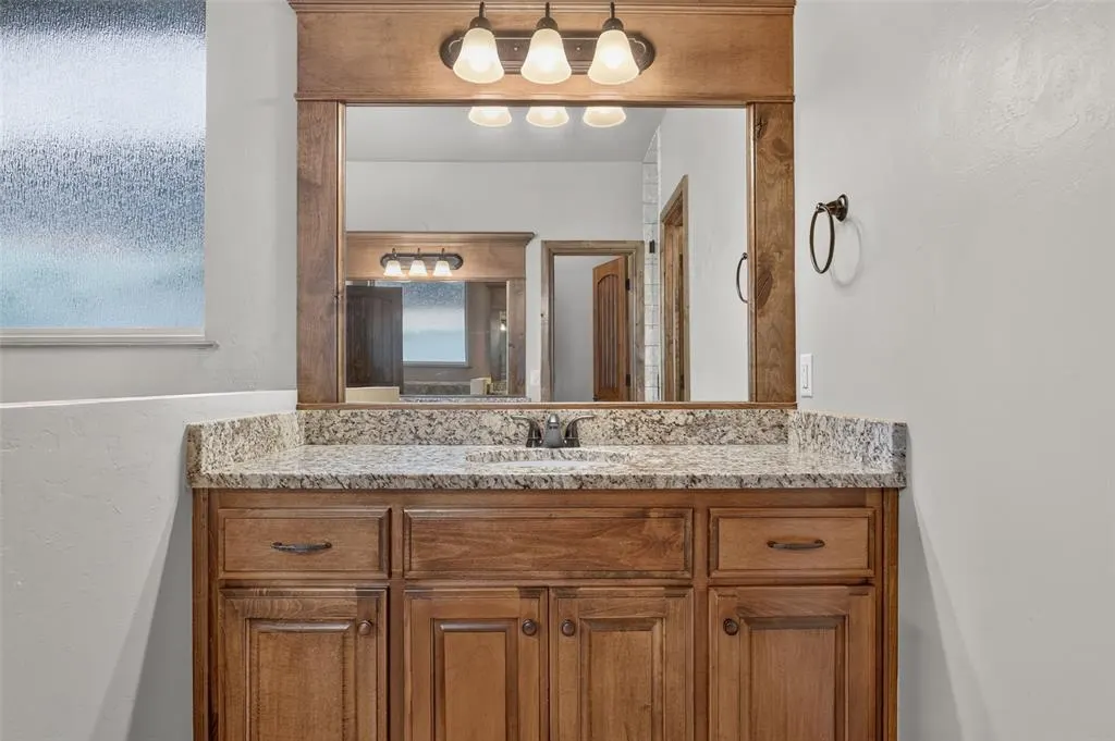 Photo 31 — 9021 NW 148th Place, Yukon, OK 73099