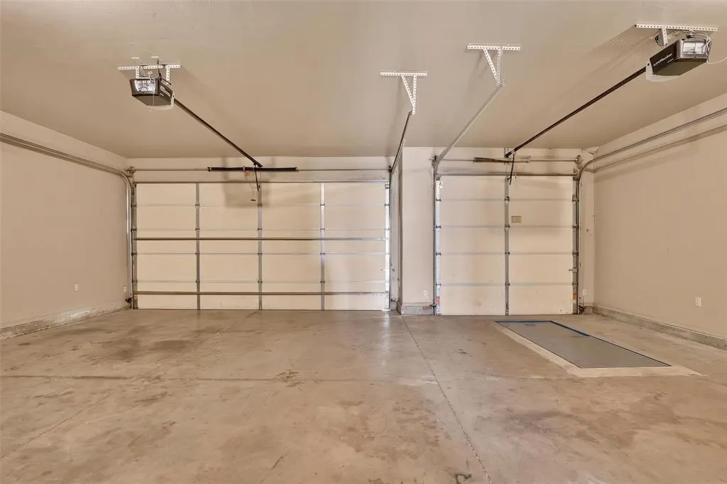Photo 37 — 9021 NW 148th Place, Yukon, OK 73099