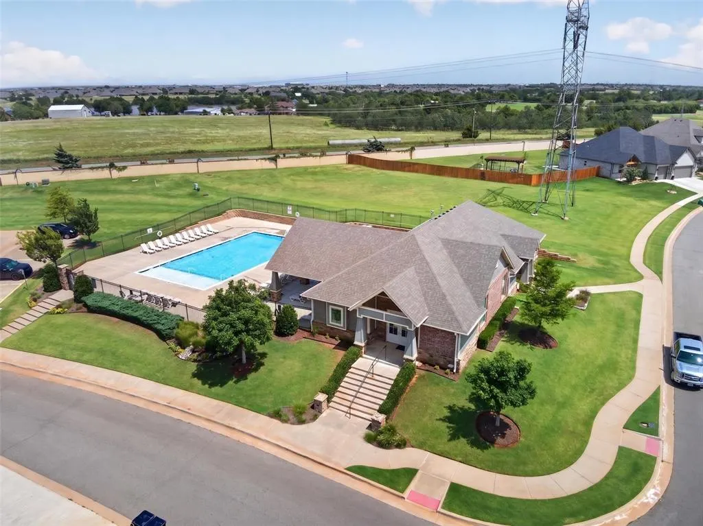 Photo 49 — 9021 NW 148th Place, Yukon, OK 73099