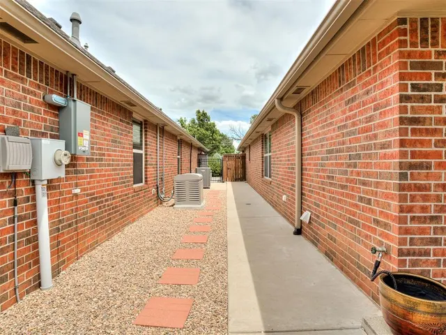 Photo 4 — 8524 Saint Michael Court, Oklahoma City, OK 73139