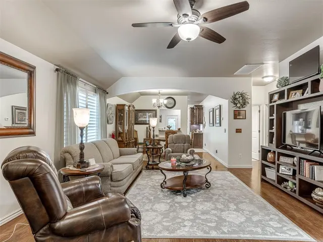 Photo 7 — 8524 Saint Michael Court, Oklahoma City, OK 73139