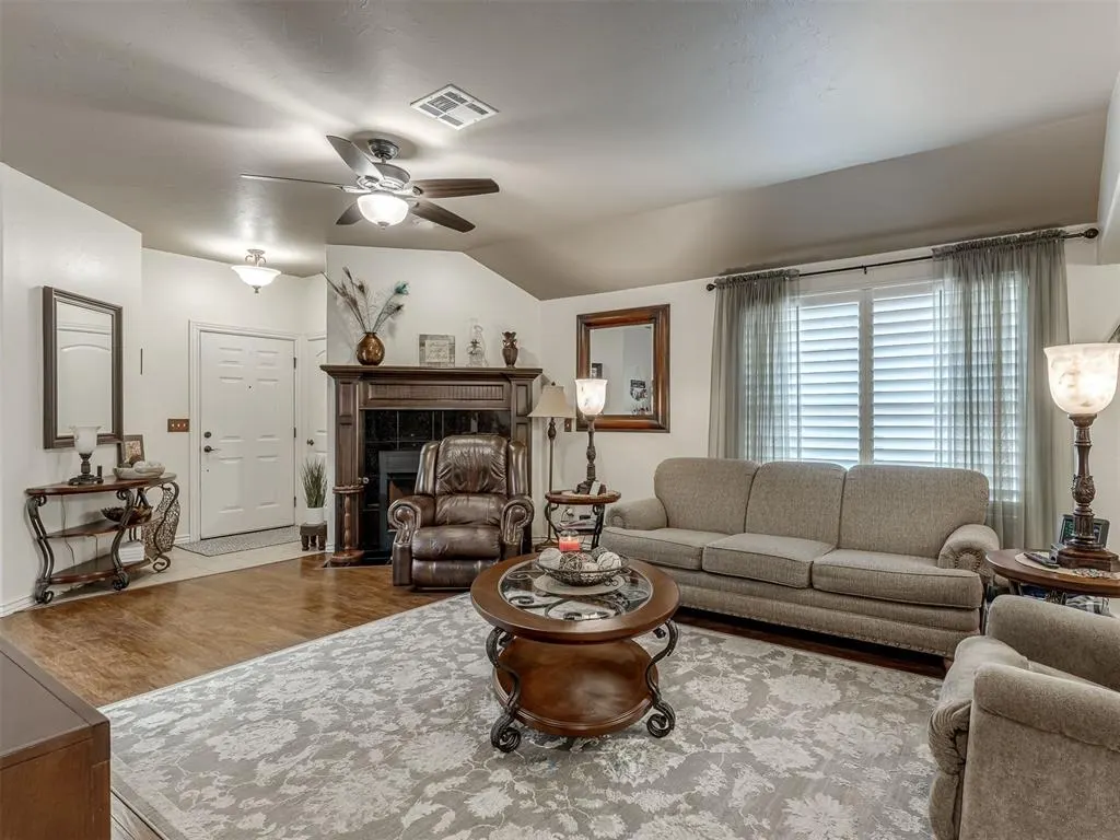 Photo 9 — 8524 Saint Michael Court, Oklahoma City, OK 73139