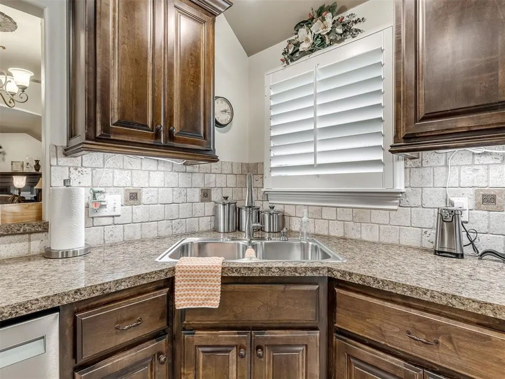 Photo 15 — 8524 Saint Michael Court, Oklahoma City, OK 73139