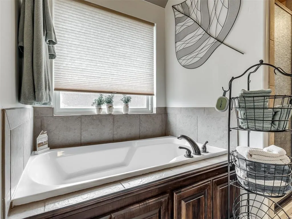 Photo 21 — 8524 Saint Michael Court, Oklahoma City, OK 73139