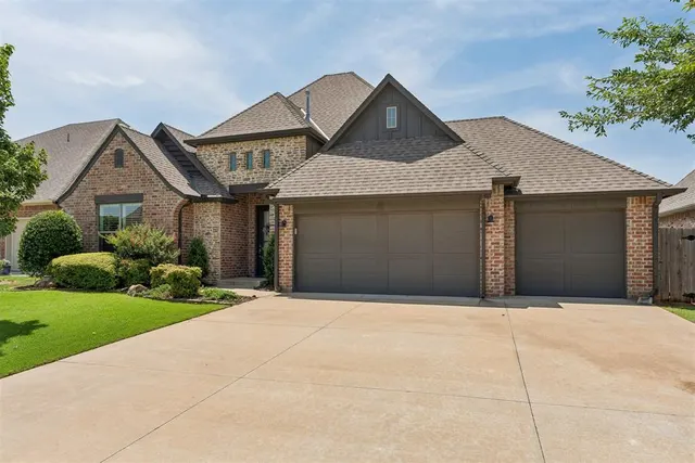 Photo 2 — 2408 Semillon Way, Edmond, OK 73012
