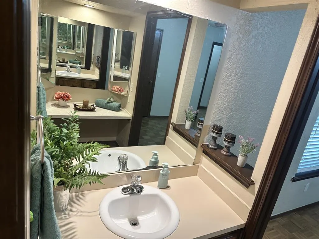 Photo 15 — 2131 Lonnie Lane, Oklahoma City, OK 73170