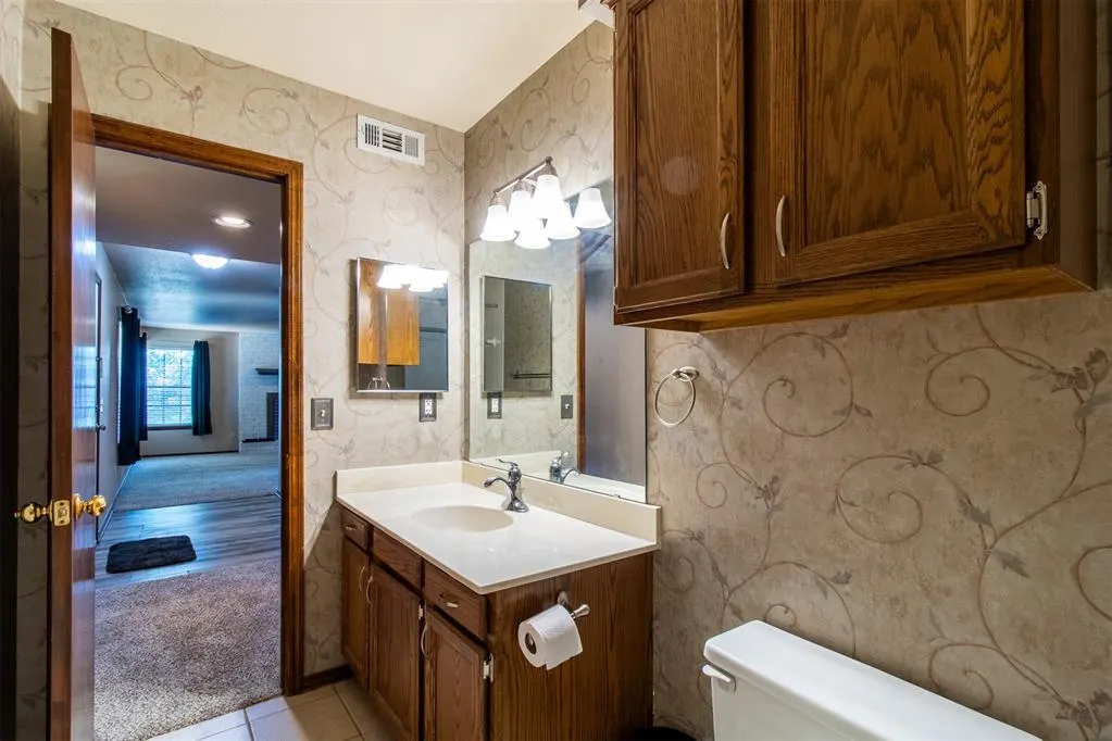 Photo 24 — 4400 Hemingway Drive 217, Oklahoma City, OK 73118