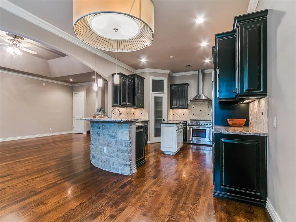 Photo 11 — 1109 Salvo Bridge Court, Edmond, OK 73034