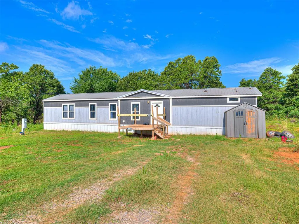 Photo 15 — 101153 S 3330 Road, Harrah, OK 73045