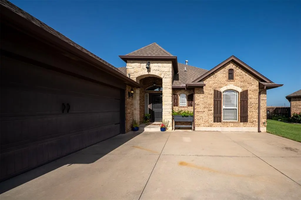Photo 5 — 1920 Evans Court, Moore, OK 73160