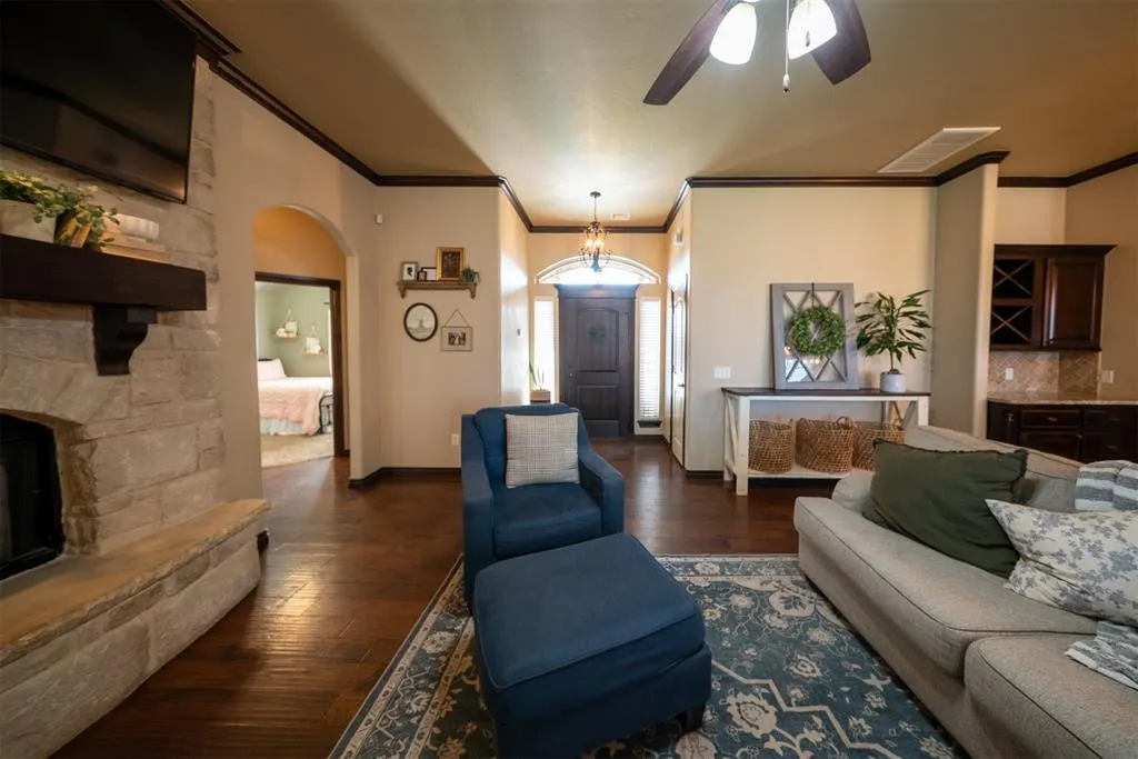 Photo 10 — 1920 Evans Court, Moore, OK 73160