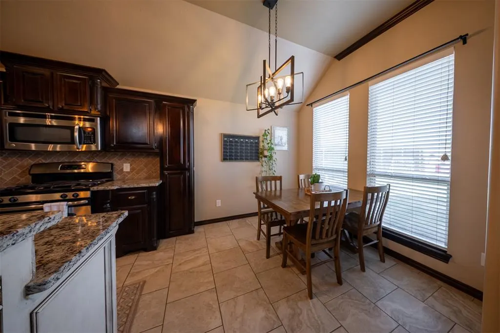 Photo 15 — 1920 Evans Court, Moore, OK 73160