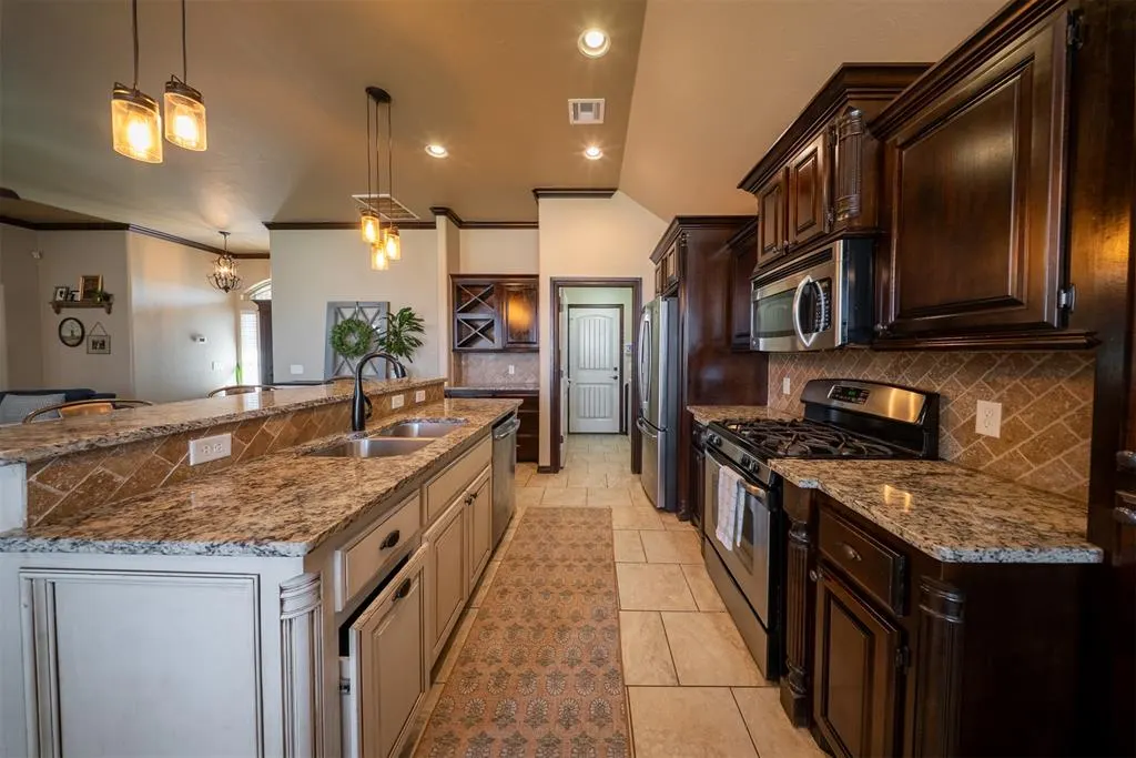 Photo 21 — 1920 Evans Court, Moore, OK 73160