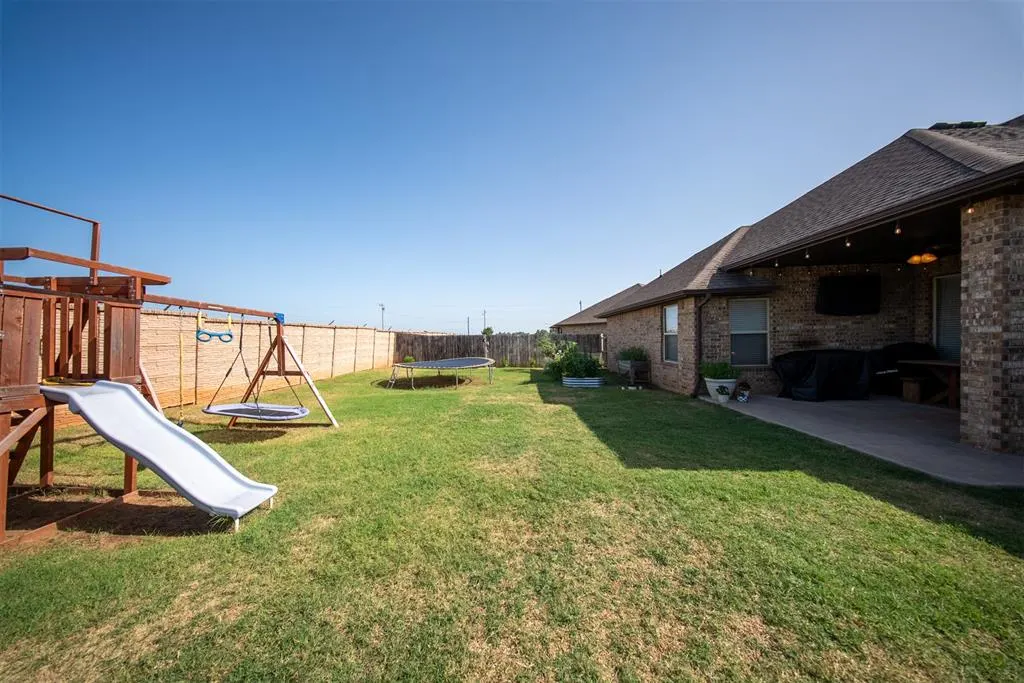 Photo 39 — 1920 Evans Court, Moore, OK 73160
